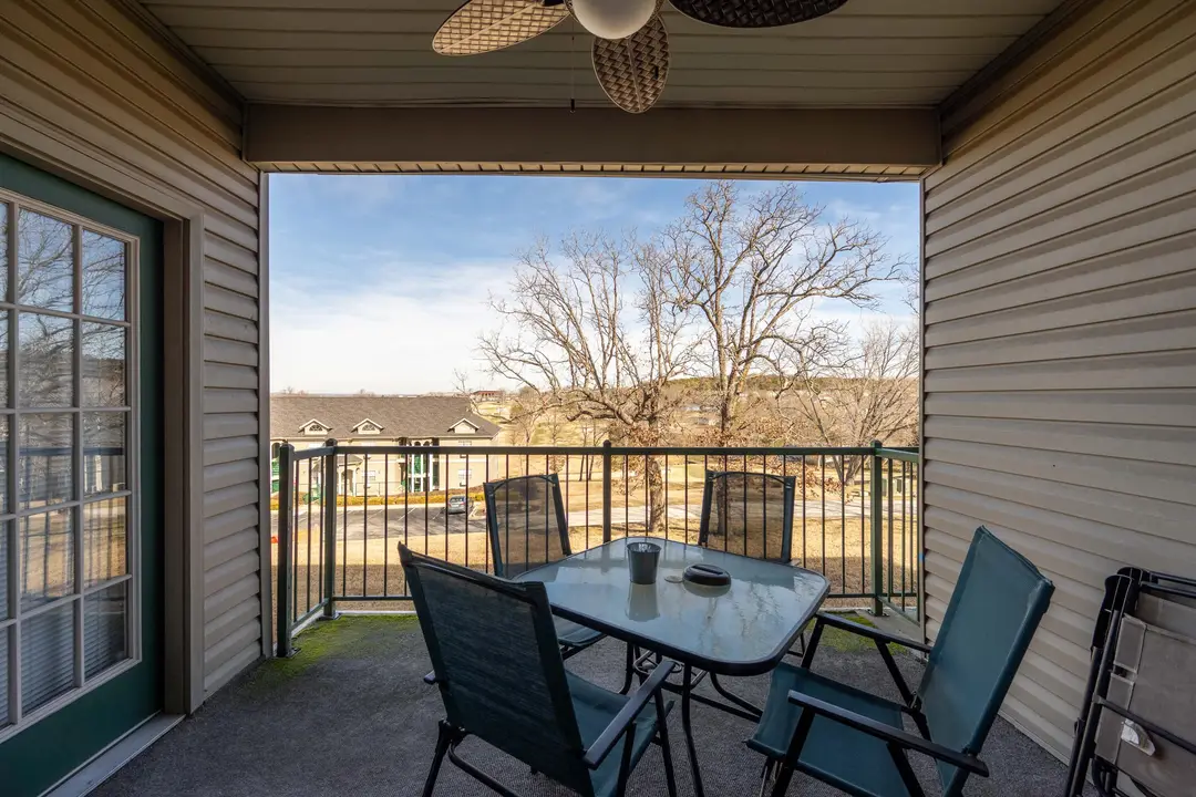 835 Fairview Street — photo 15