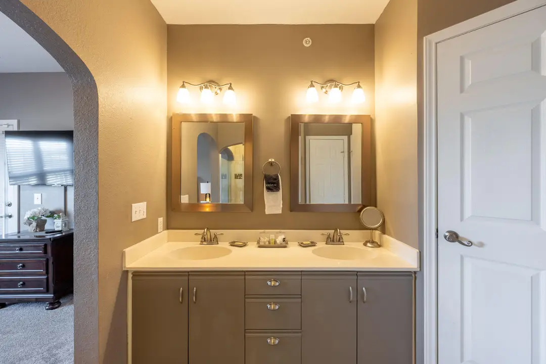 835 Fairview Street — photo 20