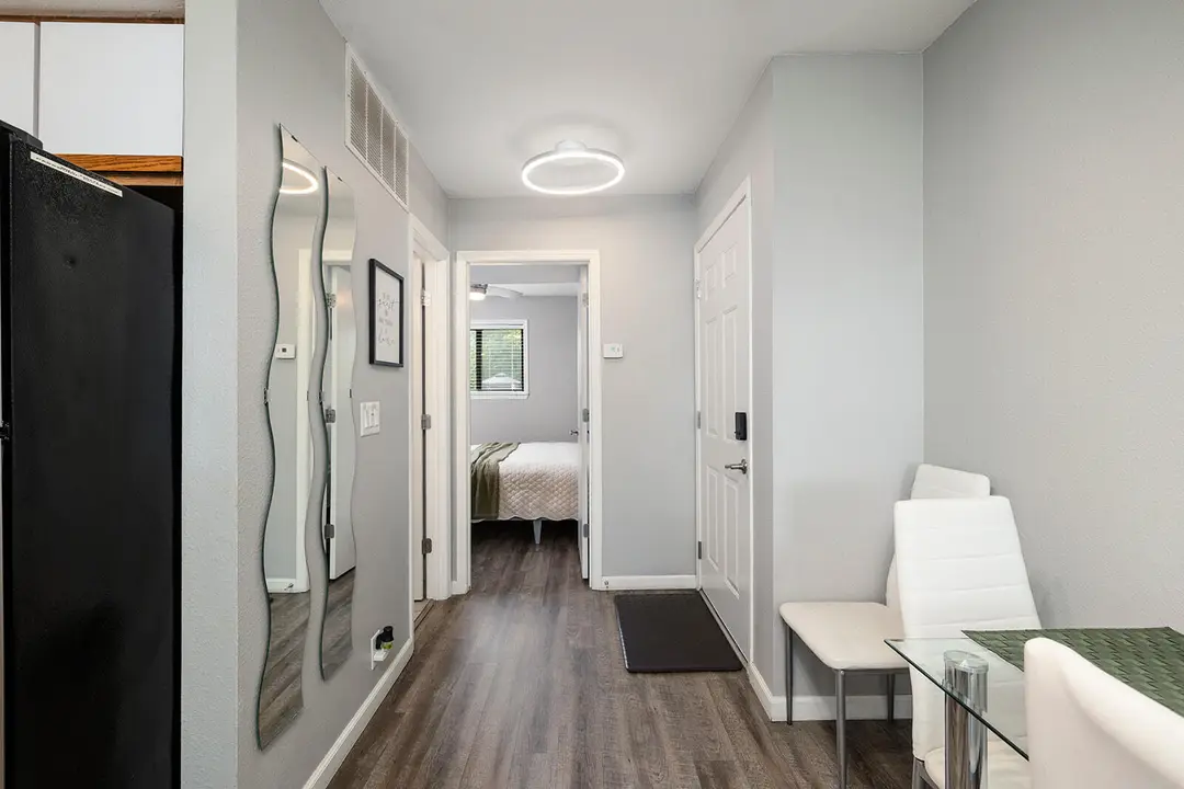 14 Sinatra Court — photo 8