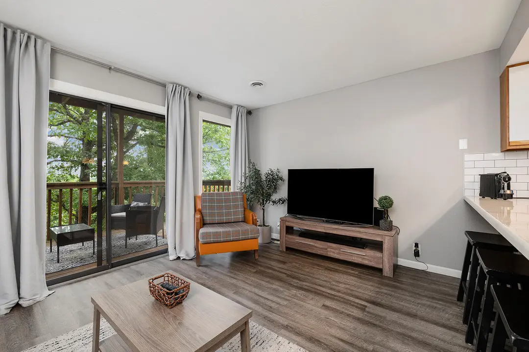 14 Sinatra Court — photo 10