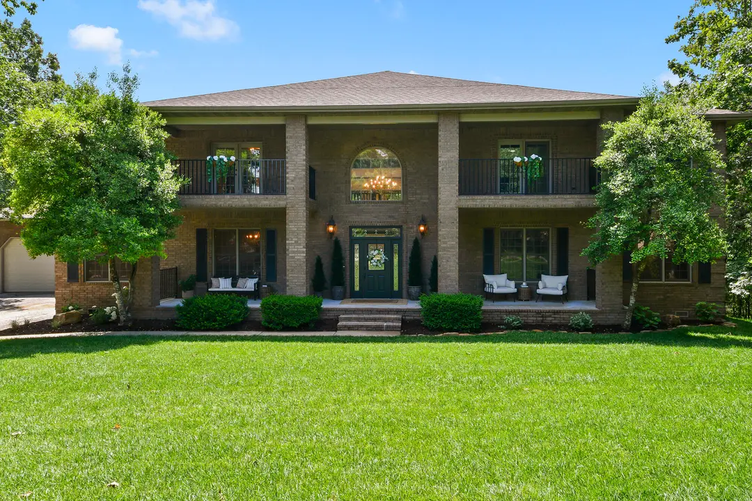 1013 Silvercrest Place