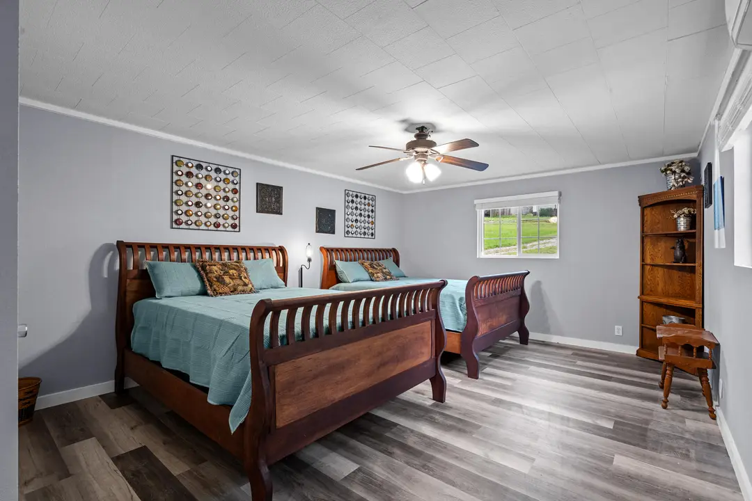 177 Benton Avenue — photo 17