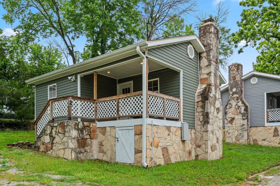 177 Benton Avenue — photo 39
