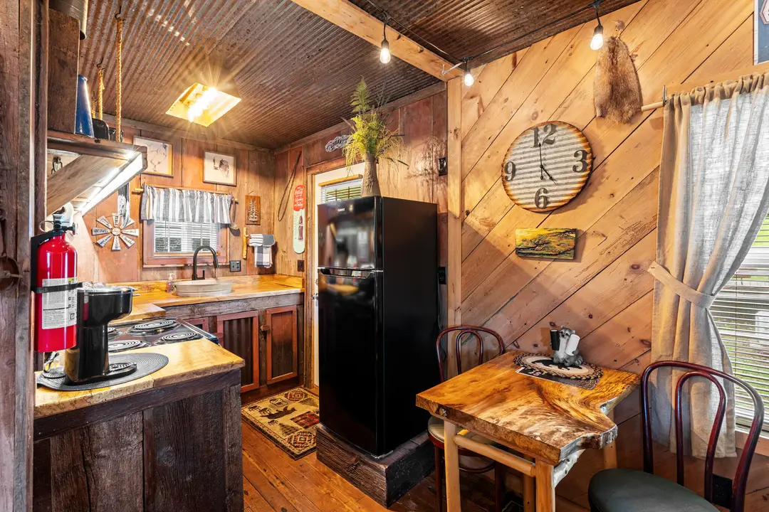 177 Benton Avenue — photo 45