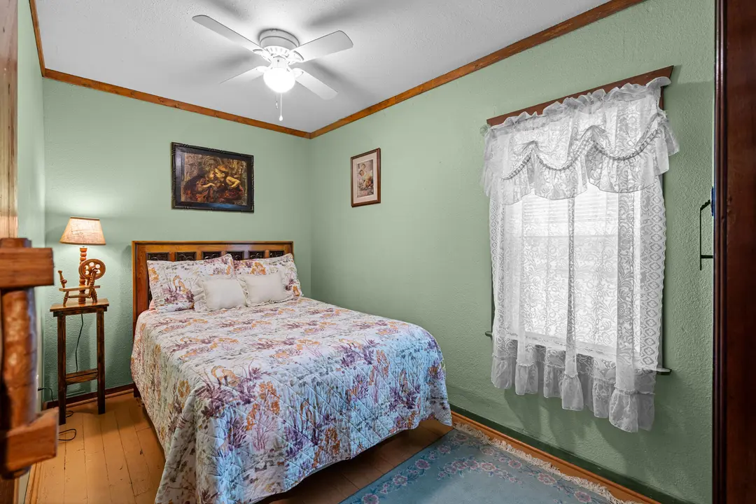 177 Benton Avenue — photo 60