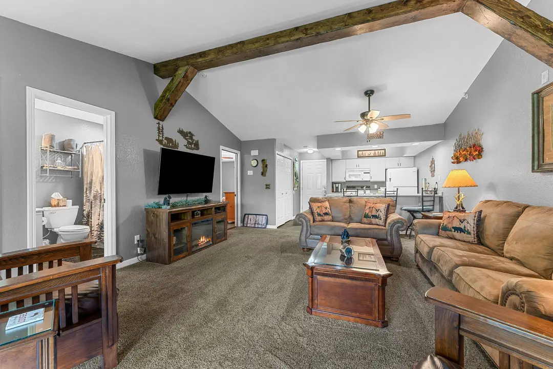 200 Golf View Drive — photo 9