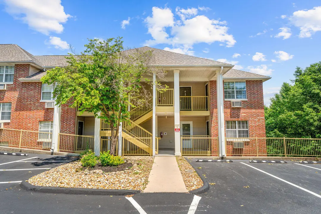 200 Golf View Drive