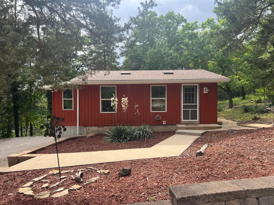912 Brace Hill Road — photo 2