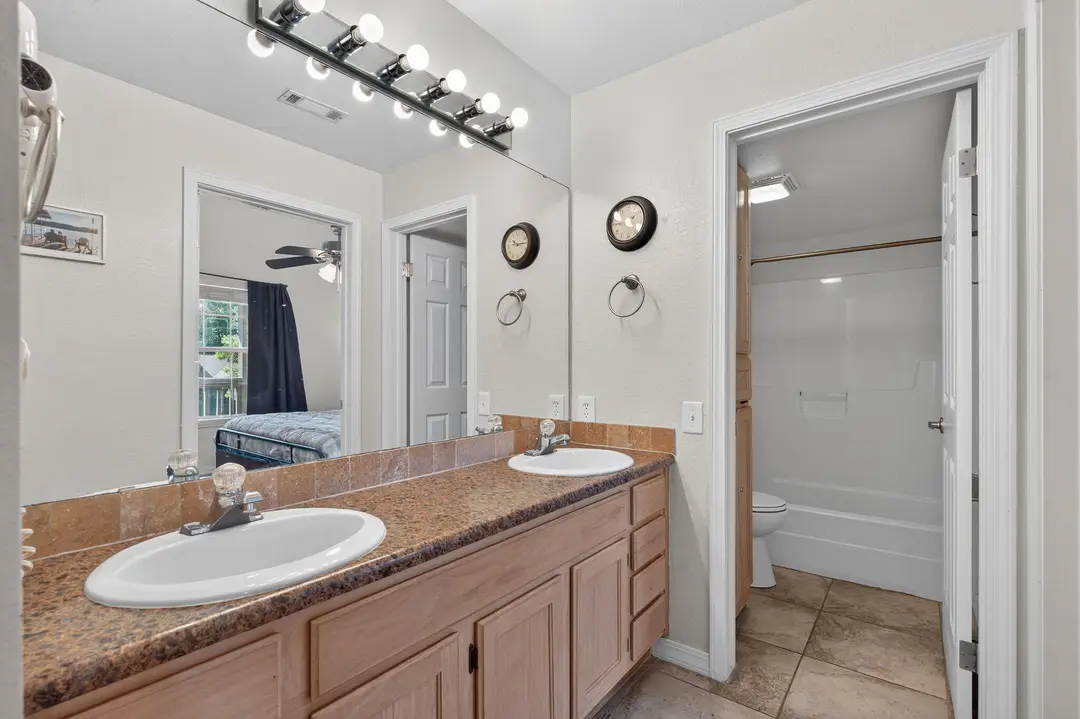 470 Abby Lane — photo 15