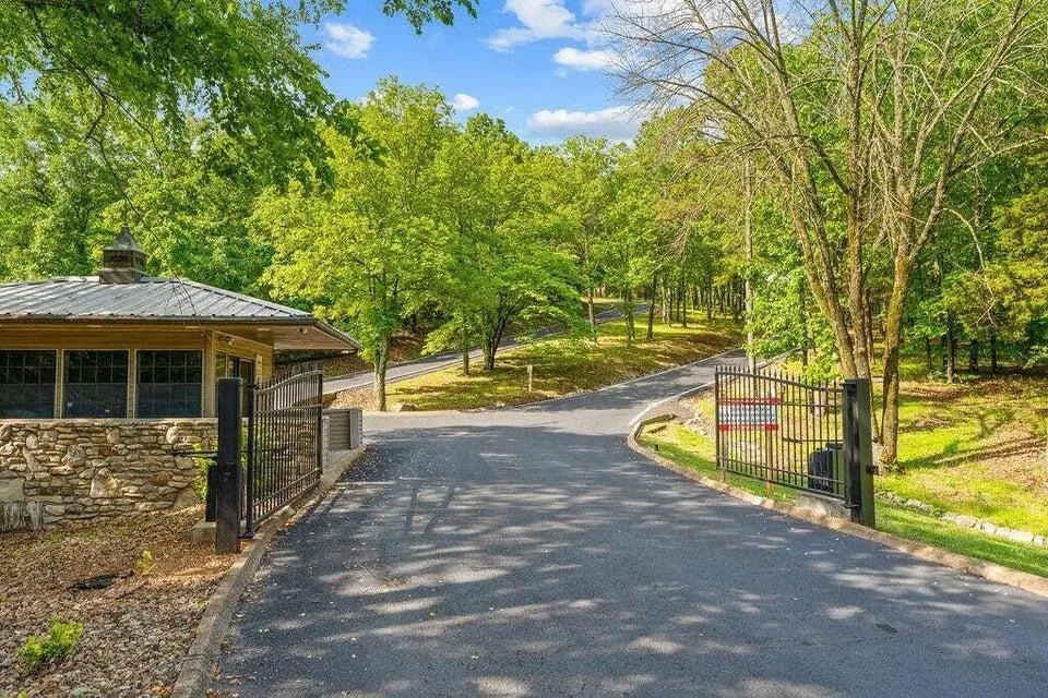 521 Ozark Mountain Resort Drive — photo 24