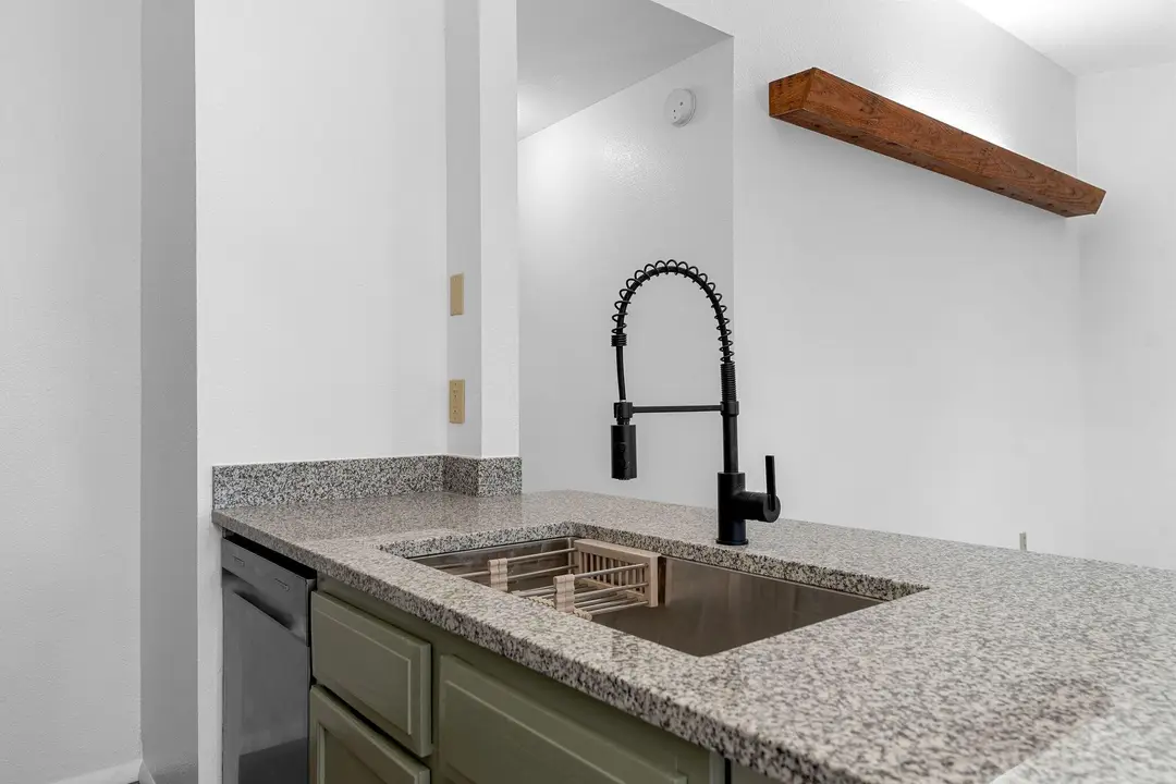 521 Ozark Mountain Resort Drive — photo 7