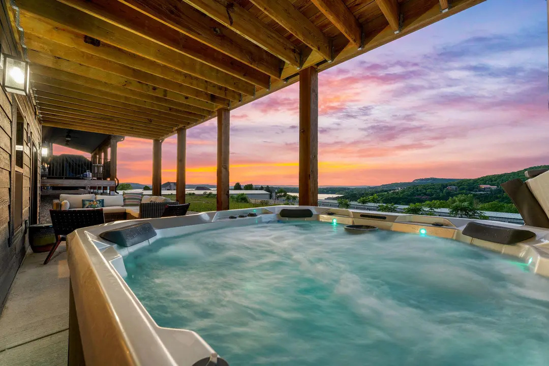 250 Poolside Pass — photo 4