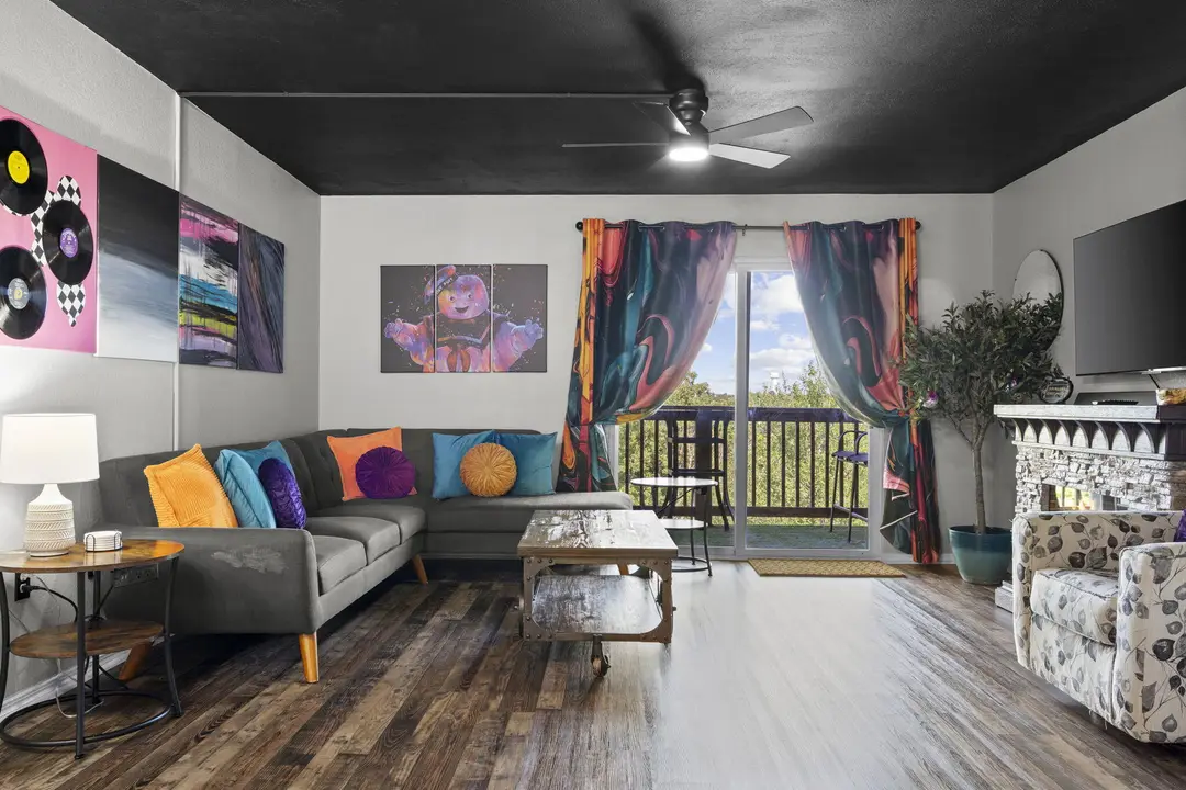 2901 Vinyards Parkway — photo 13