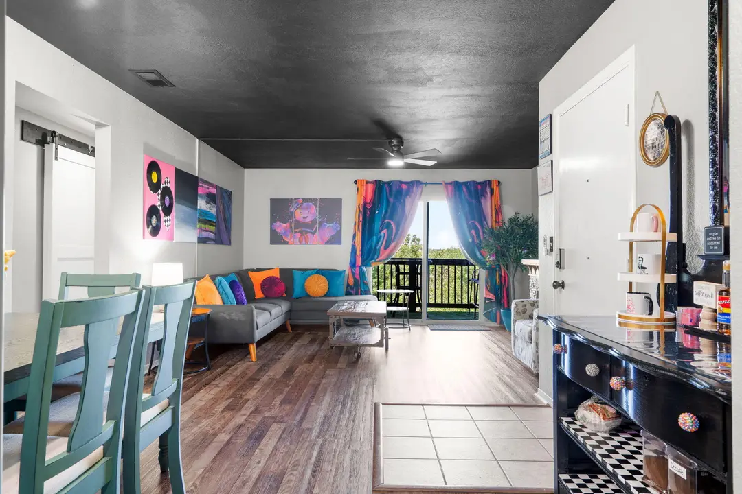 2901 Vinyards Parkway — photo 17