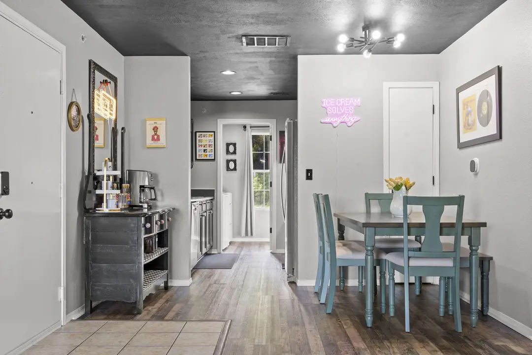 2901 Vinyards Parkway — photo 20