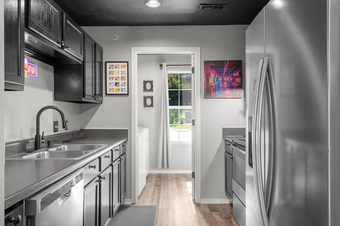 2901 Vinyards Parkway — photo 29