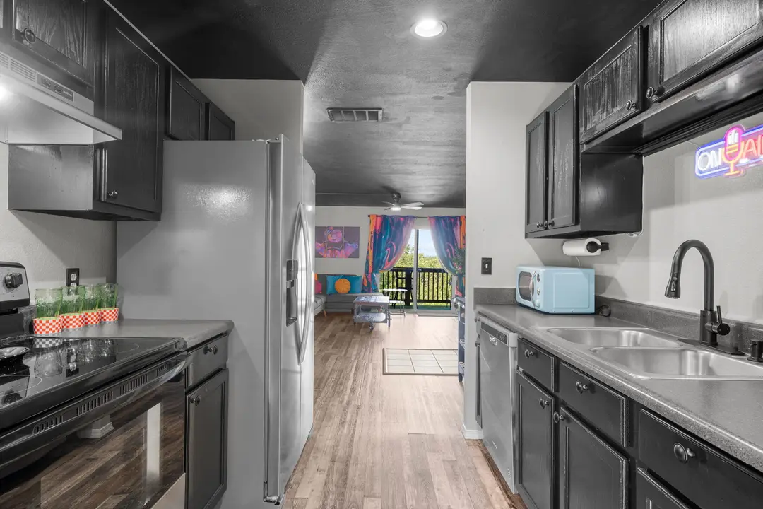2901 Vinyards Parkway — photo 32