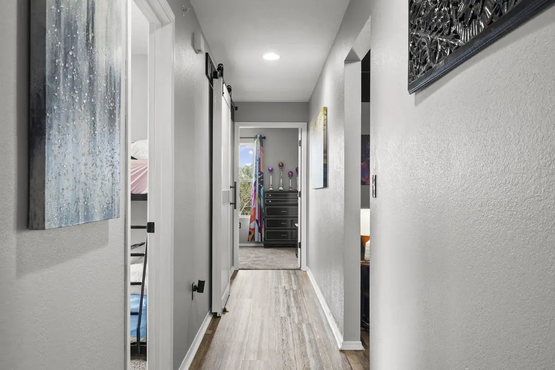 2901 Vinyards Parkway — photo 37