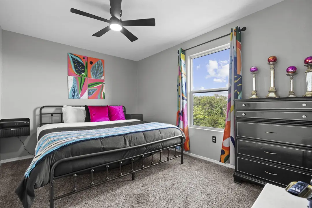 2901 Vinyards Parkway — photo 44