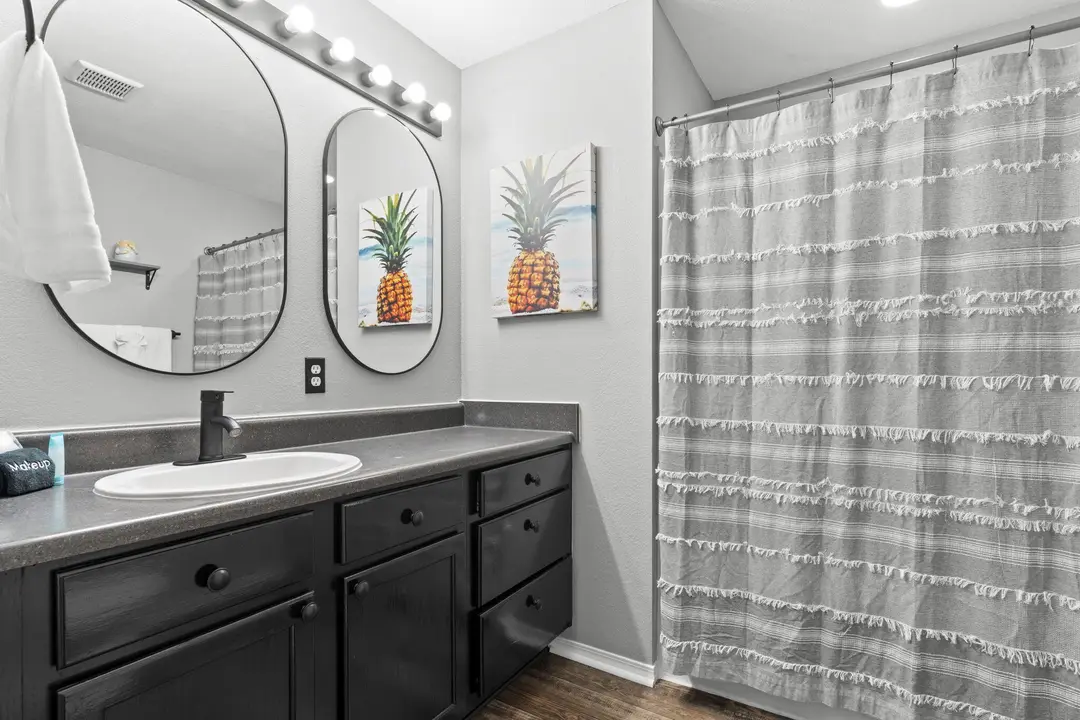 2901 Vinyards Parkway — photo 45