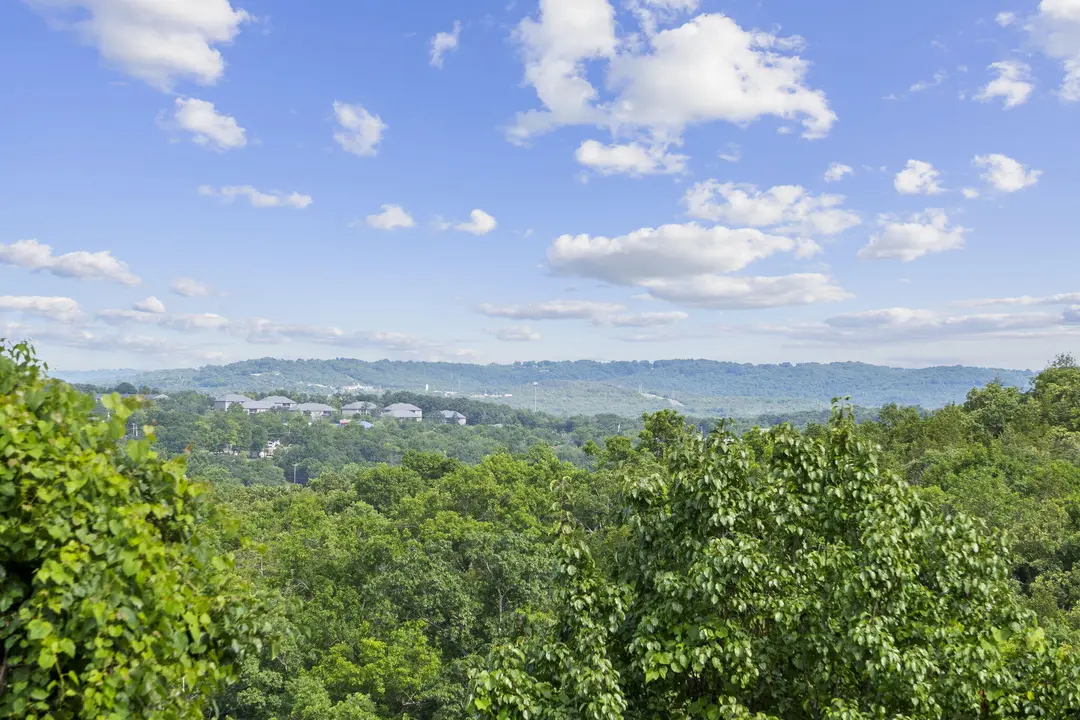 2901 Vinyards Parkway — photo 49