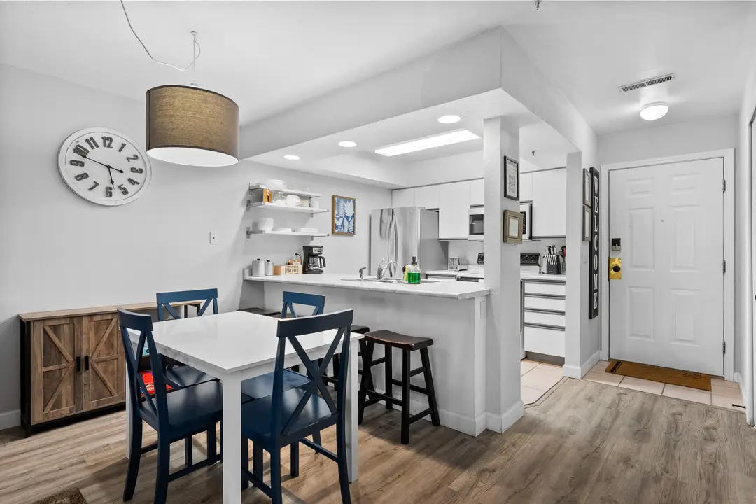 200 Golf View Drive — photo 6