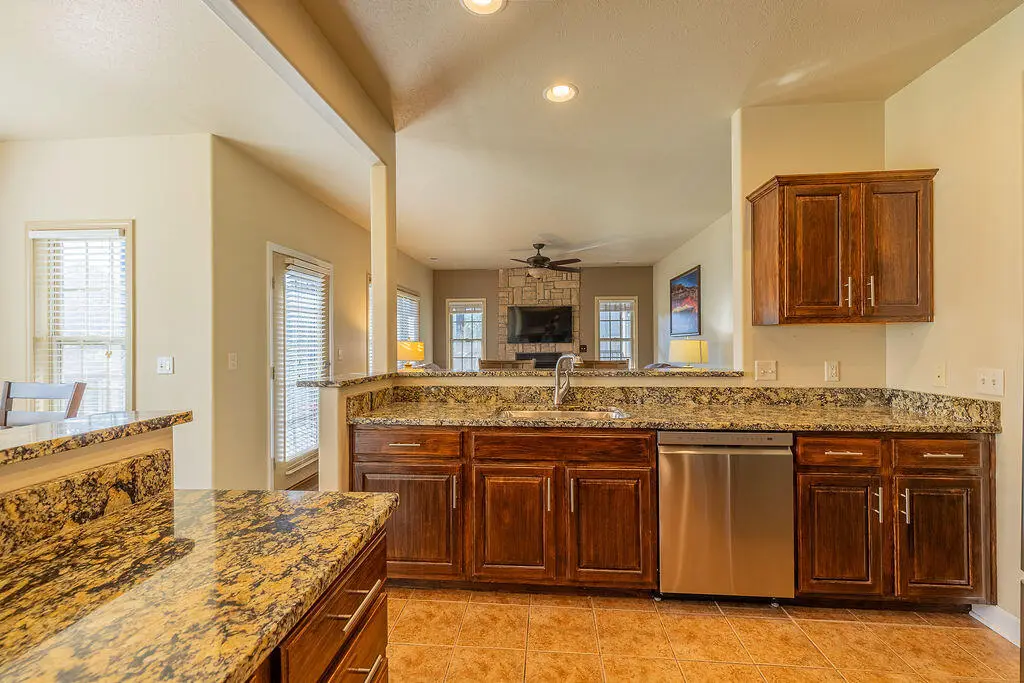 1261 Golf Drive — photo 14