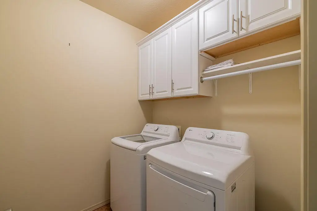1261 Golf Drive — photo 25