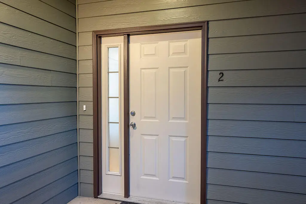1261 Golf Drive — photo 3