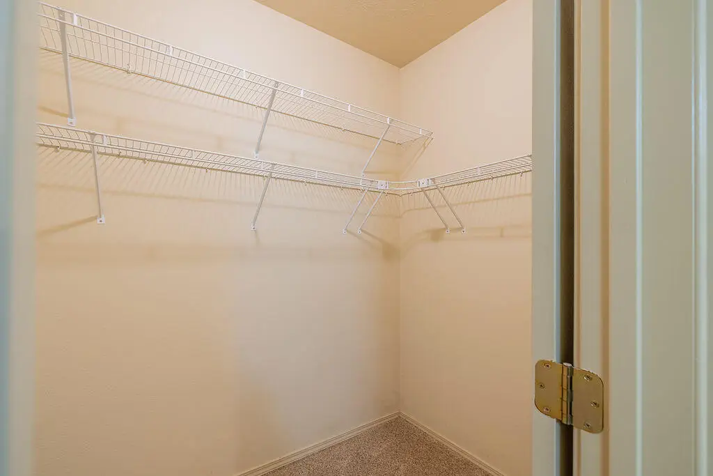 1261 Golf Drive — photo 33