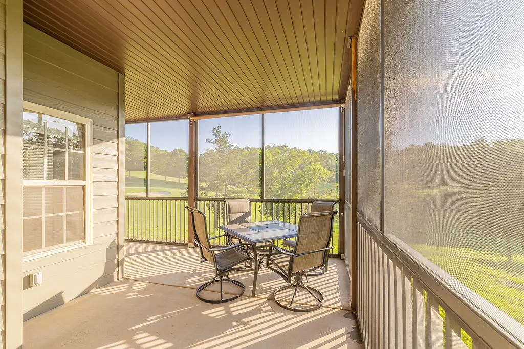1261 Golf Drive — photo 37