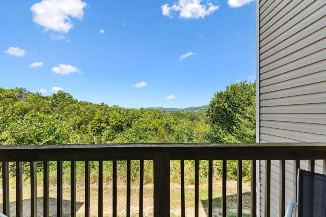 2954 Vineyards Parkway — photo 20