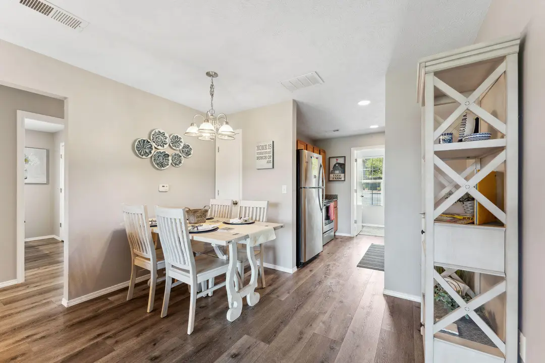 2954 Vineyards Parkway — photo 28