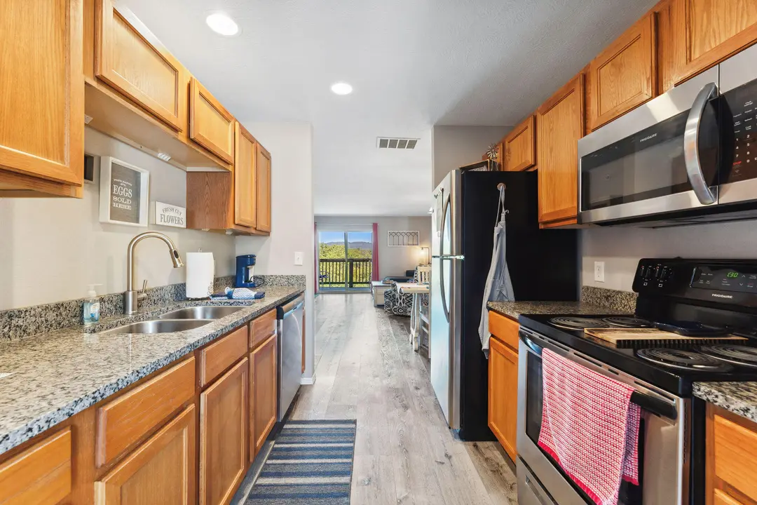 2954 Vineyards Parkway — photo 7