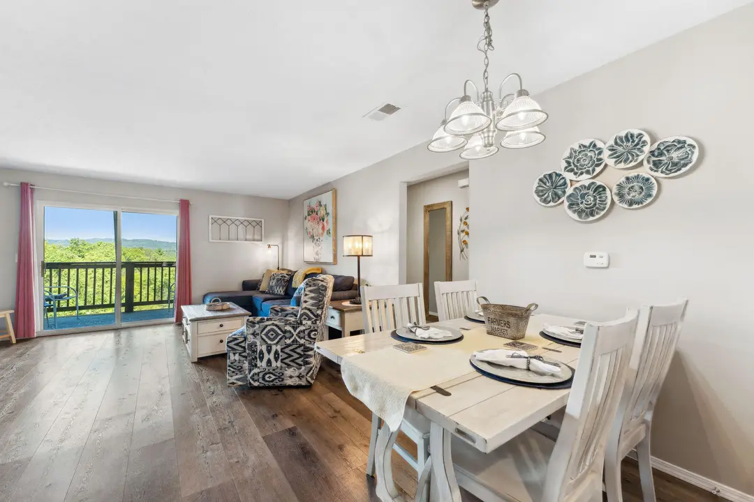 2954 Vineyards Parkway