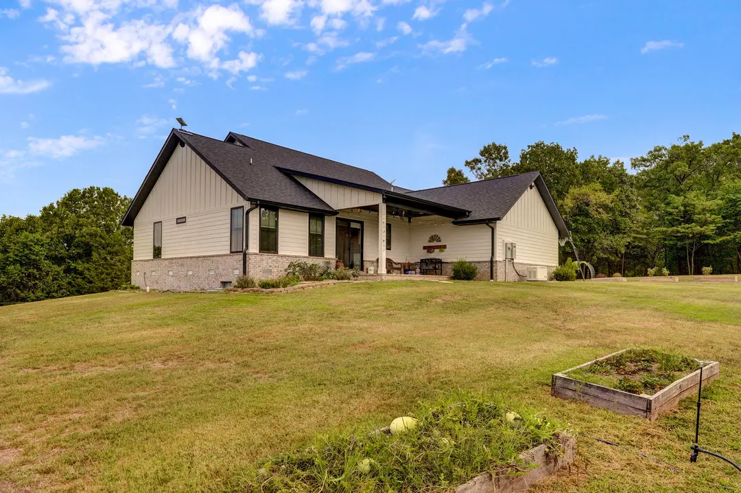411/425 Lake Branch Road — photo 26