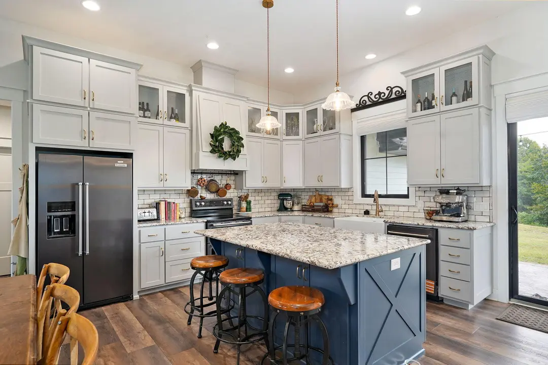 411/425 Lake Branch Road — photo 36