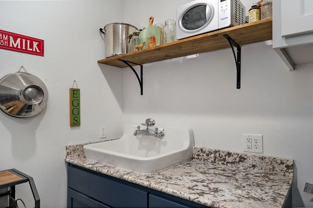 411/425 Lake Branch Road — photo 50