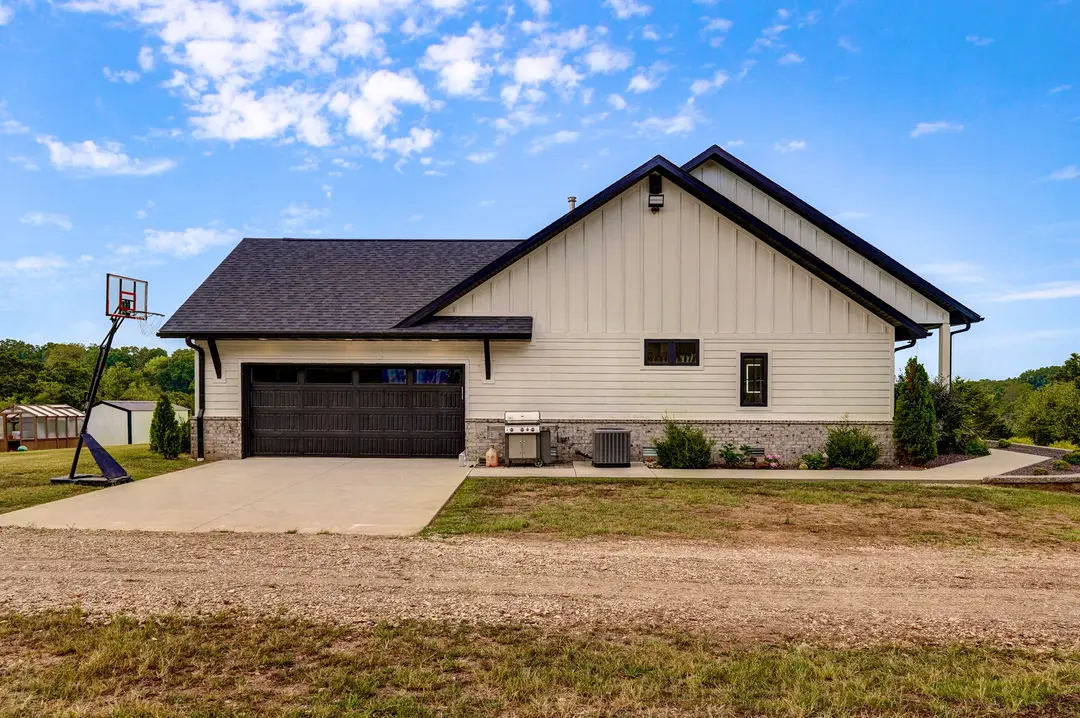 411/425 Lake Branch Road — photo 60