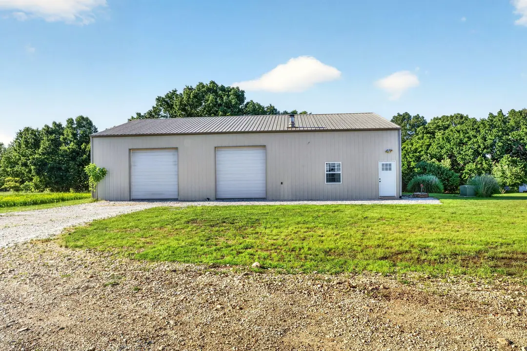 425 Lake Branch Road — photo 4
