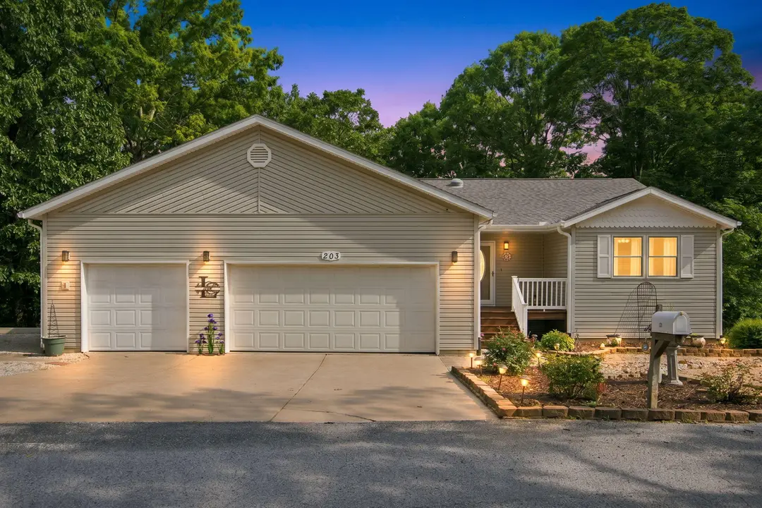 203 Queensberry Drive — photo 1
