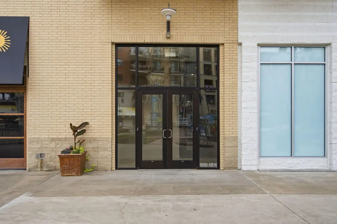 10512 Branson Landing Boulevard — photo 2