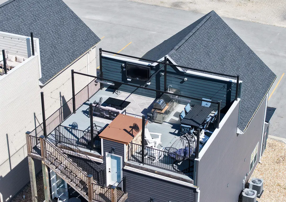 335 Majestic Drive — photo 2