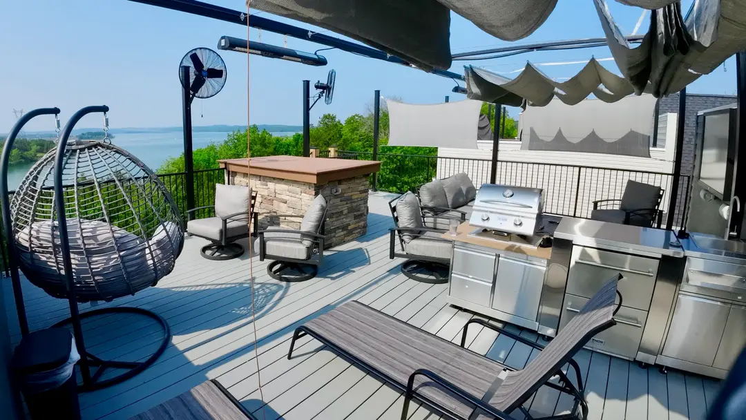 335 Majestic Drive — photo 1