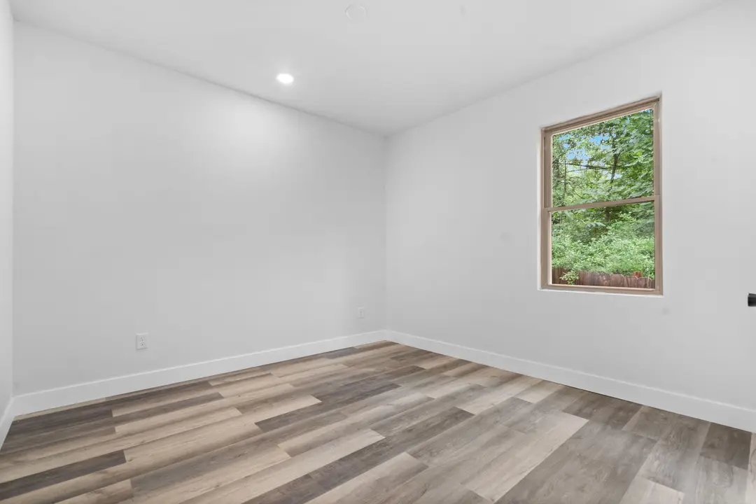 5025 Dogwood Avenue — photo 28