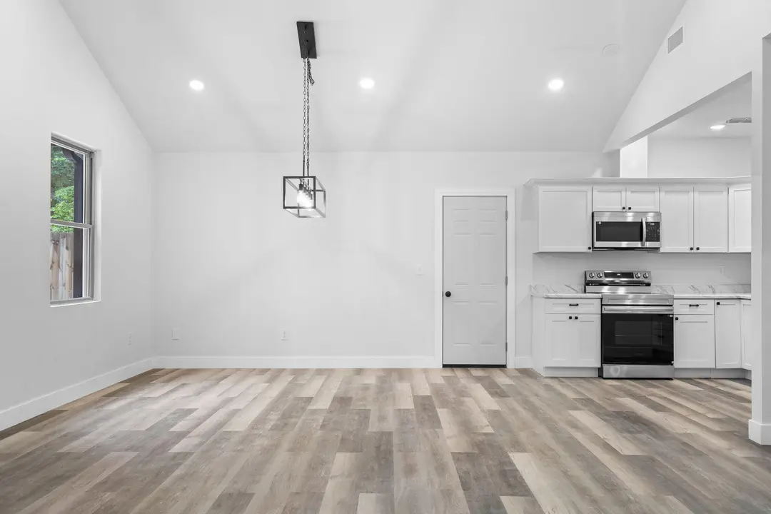5025 Dogwood Avenue — photo 5