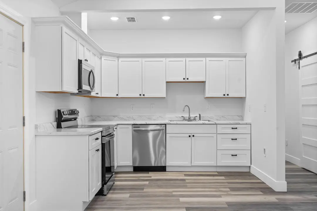 5025 Dogwood Avenue — photo 9