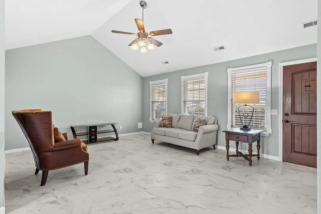 48 Irish Hills Boulevard — photo 5