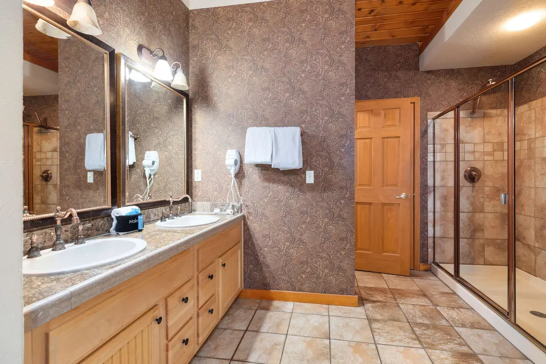 266 Oakridge Drive — photo 20