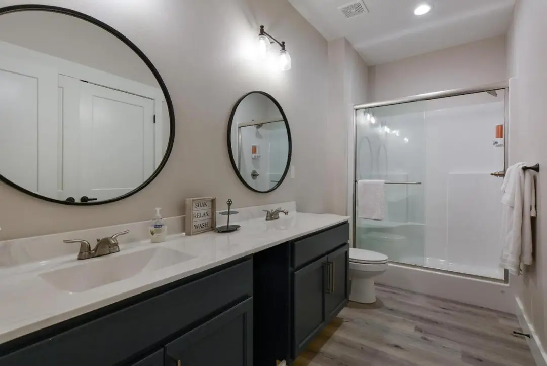 280 Lakefront Drive — photo 11